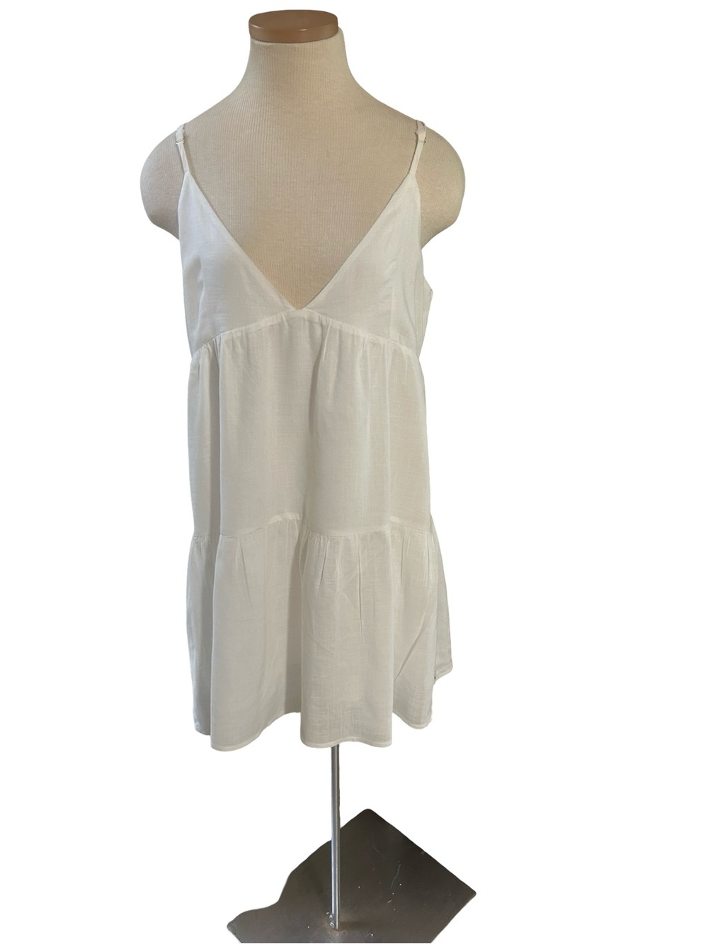 Rhythm Classics White Babydoll
Tank Dress Linen Blend Adjustable
Straps Size L - Picture 3 of 10